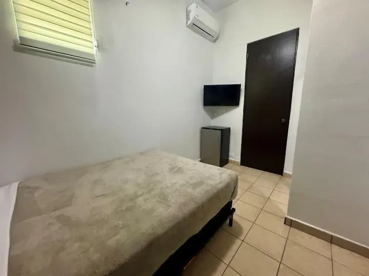 R10 Guest House San Juan Aparthotel